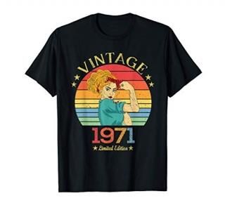 1971. Womens Gift Vintage 1971 Gifts for Women Born in 1971 T-Shirt
