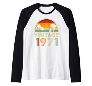 50th Vintage Birthday Gift for Men and Women Vintage 1971 Raglan Baseball Tee