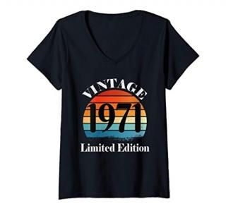 Womens Vintage 1971 Gift 50th Birthday Funny V-Neck T-Shirt