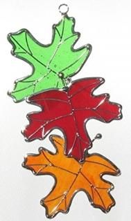 na Stained Glass Maple Leaf Spray Suncatcher