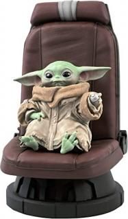 DST Star Wars The Mandalorian The Child in Chair 12 Scale Statue Multicolor 12 i