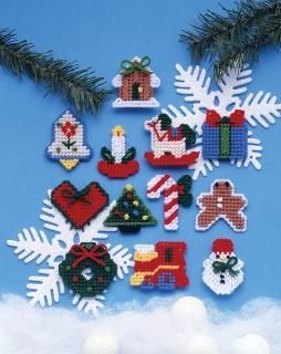 Country Christmas Ornaments Plastic Canvas Kit-7 Count 