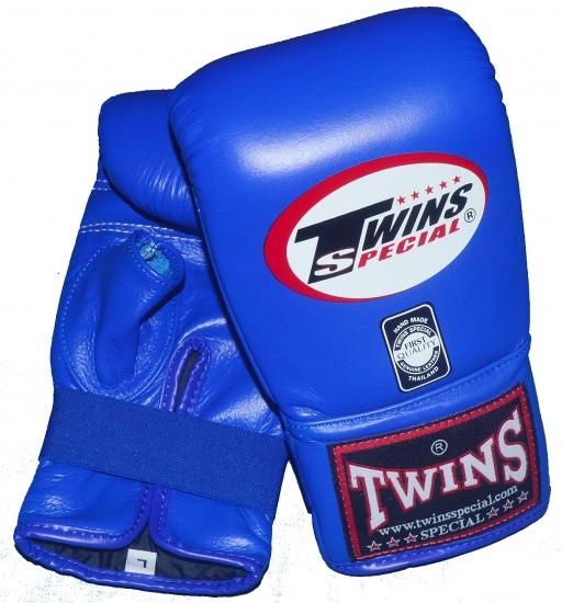 TWINS SPECIALキックミット本革パープラチアット(腕輪)付き