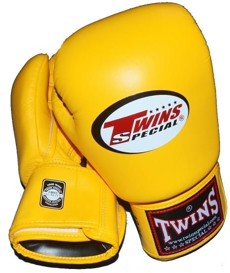 ☆超限定☆送料込☆16oz☆新品☆TWINS☆ボクシンググローブ ☆超限定☆送料込☆16oz☆新品☆TWINS☆ボクシンググローブ