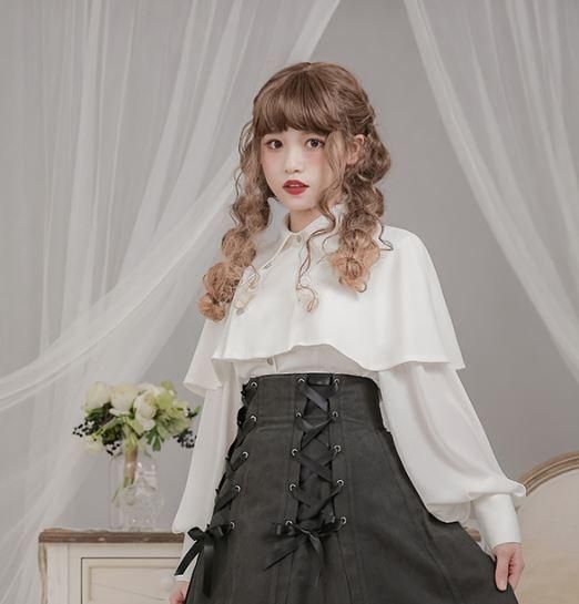 ロリータ ブラウス Dolly Delly ストライプ 春物 ホワイト ブラック パフ袖 マント風 上品 クラシカル フェミニン かわいい 長袖 ロリータファッション Loli2249 ロリータゴスロリ専門通販ショップluxury ラグジュアリー 安い価格で可愛いロリータワンピースを取り揃え