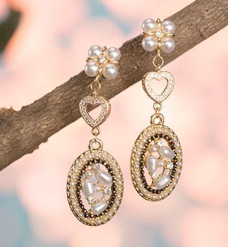 ピアス クラシカル クラロリ 通年 パール イミテーションパール ハート キラキラ ジュエリー 雑貨 アクセサリー 小物 おしゃれ かわいい プレゼント 甘ロリ 姫ロリ お嬢様 デート イベント 撮影 ロリータゴスロリ専門通販ショップluxury ラグジュアリー 安い価格で