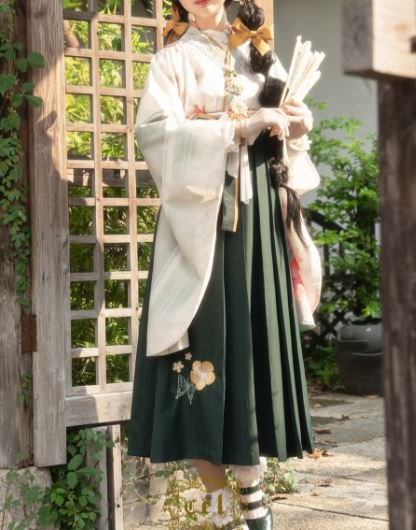 一部即納 スカート プリーツ 卒業式 和ロリ 袴 巫女さん 秋冬 ロング