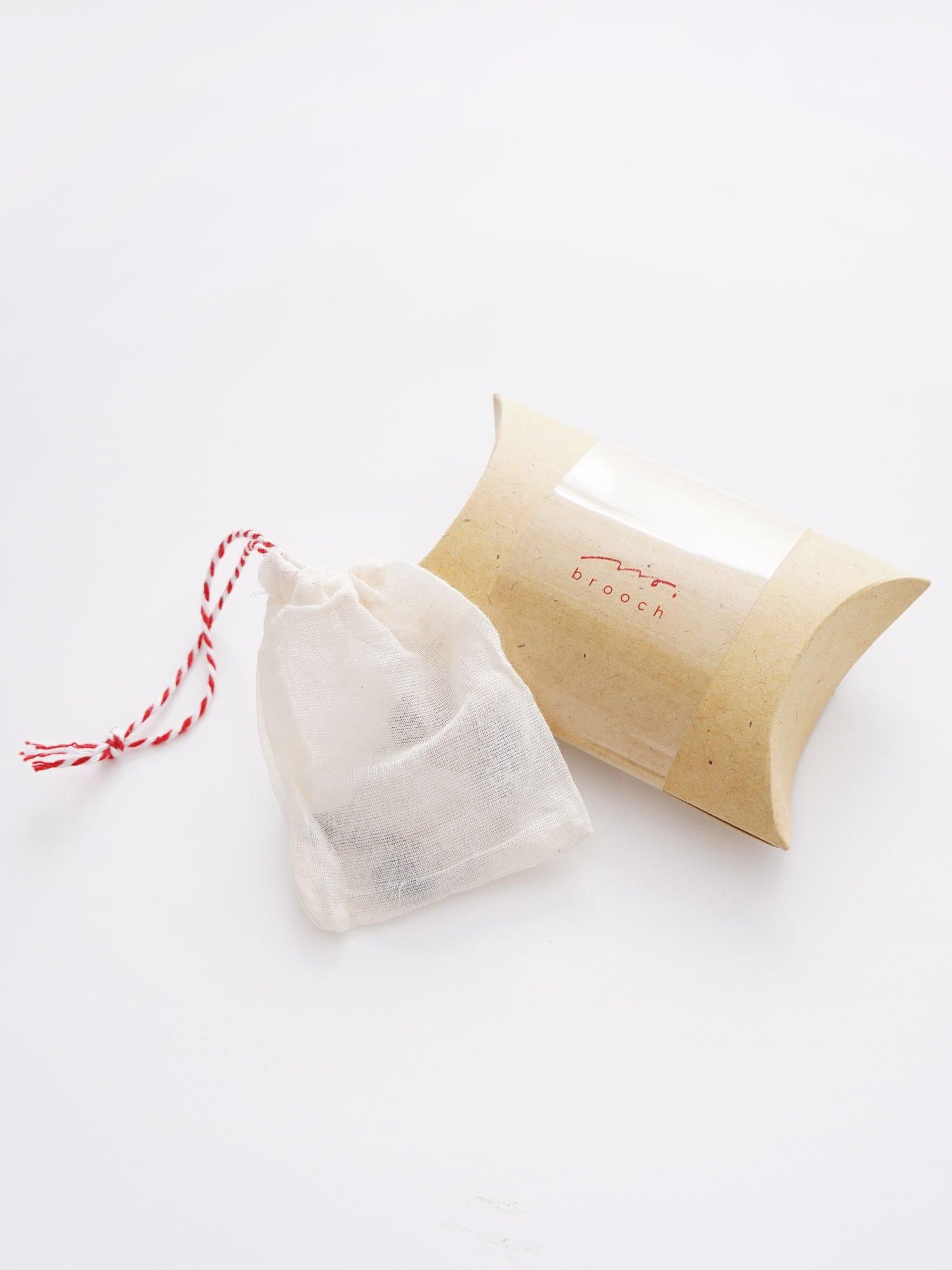 MALK online store 】mayako /ペルシャ猫ブローチ