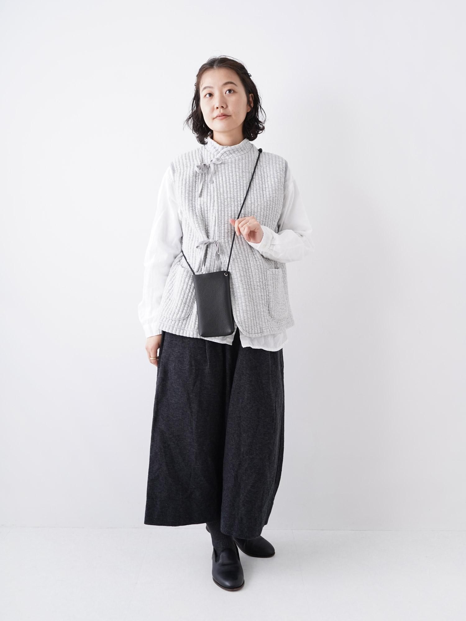 MALK online store 】grin / シュリンクレザーサコッシュS 本体