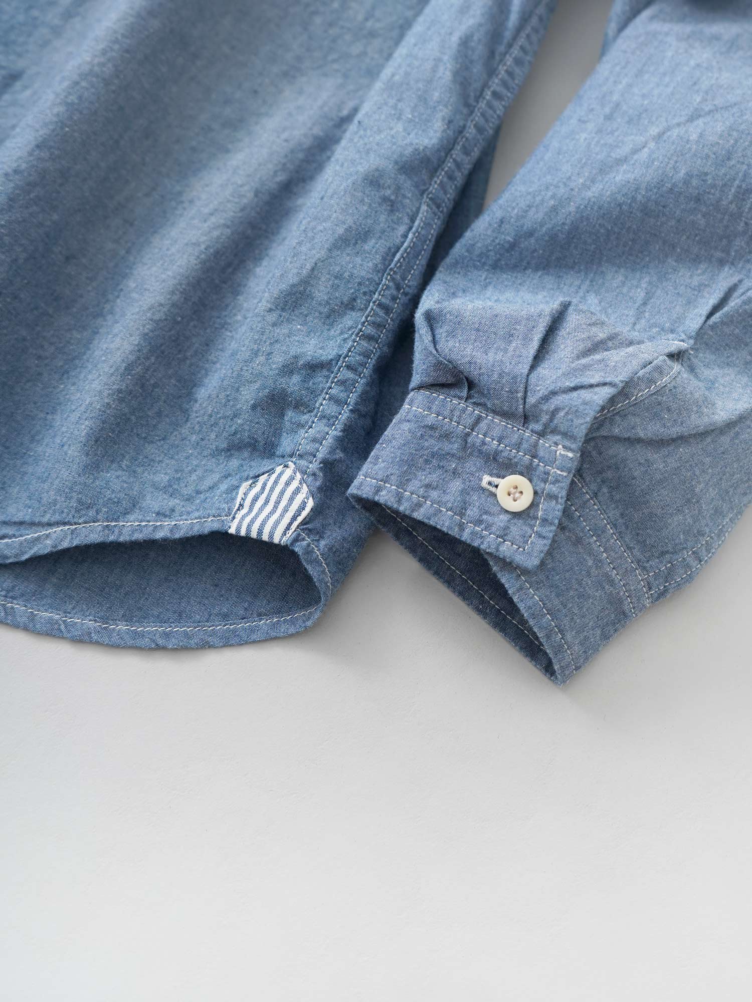 MALK online store 】NATURAL LAUNDRY / ダンガリージーンズ刺繍シャツ 綿 100% #093のみ 綿 87% 麻  13% サイズ2,3 7244T-802