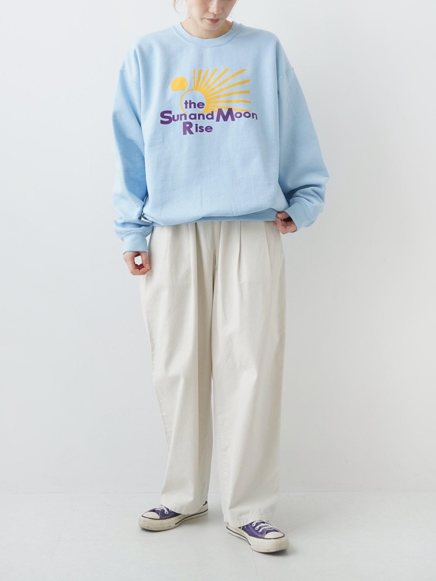 Sun&Moon Riseプリント　CrewSweat（Lt.blue）