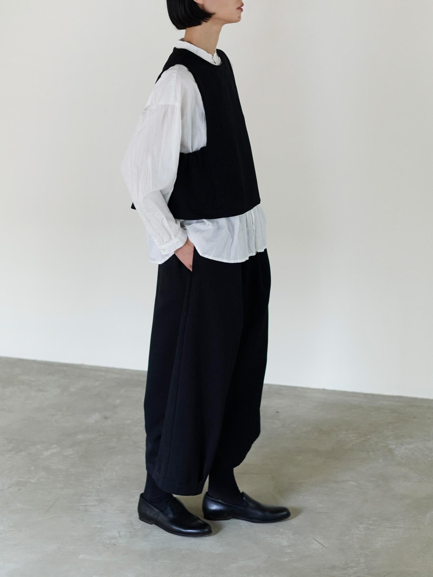 ソフトサージ　スクエアベスト<img class='new_mark_img2' src='https://img.shop-pro.jp/img/new/icons3.gif' style='border:none;display:inline;margin:0px;padding:0px;width:auto;' />