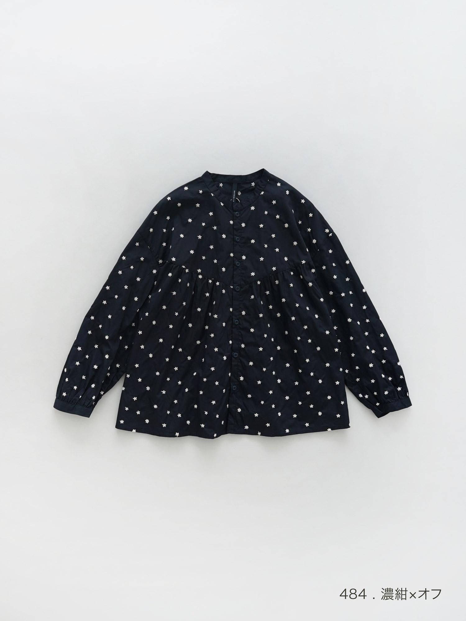 MALK online store 】NATURAL LAUNDRY / オハナ刺繍ギャザーシャツ 綿