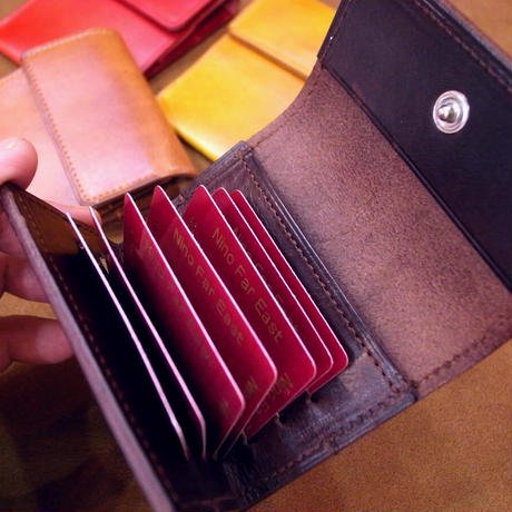 レザー スティックイン カード ホルダー ケース ®パテント取得 カードが立つ - 二宮五郎商店-公式ショップ