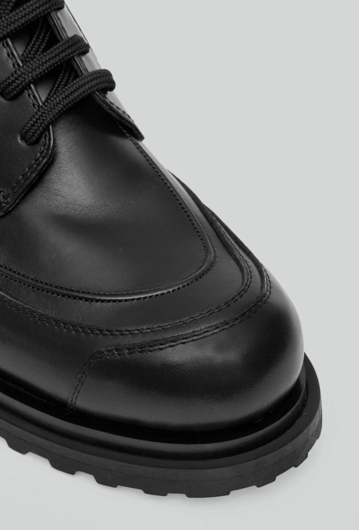 Tracer Derby (black) / j.L-A.L - muutos.