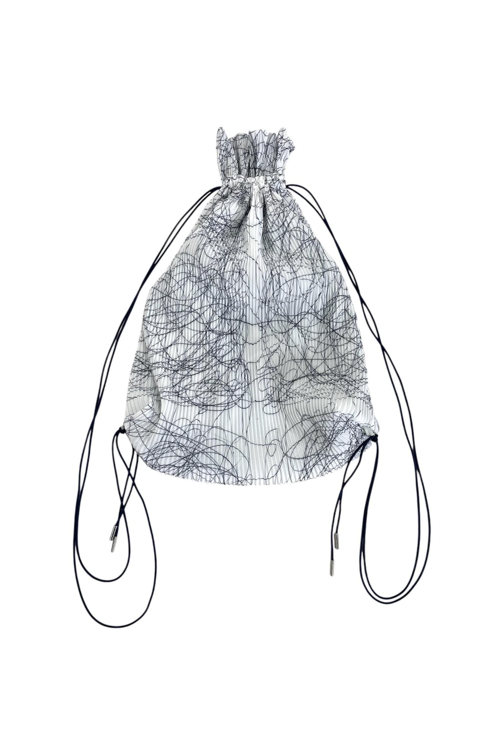 UNDER DAYPACK (PRINT SKETCH) / jens