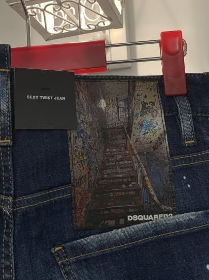 【DSQUARED2】Dark Reveal Wash (Sexy Twist Jeans)