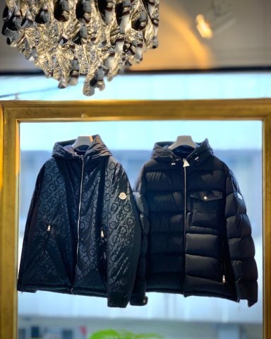 <img class='new_mark_img1' src='https://img.shop-pro.jp/img/new/icons25.gif' style='border:none;display:inline;margin:0px;padding:0px;width:auto;' />【MONCLER】ERABLEリバーシブルダウンジャケット（999ブラック）