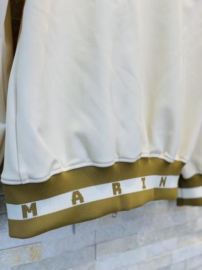 muta】ヒートパフォーマ ジップアップブルゾン【ホワイト】