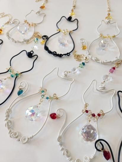 サンキャッチャー♡ハンドメイド「ペリドット♡ねこฅ•ω•ฅ」 サンキャッチャー♡ハンドメイド「ペリドット♡ねこฅ•ω•ฅ」