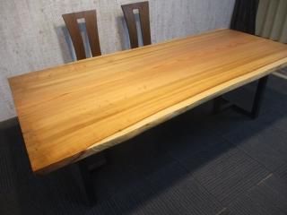 杉(スギ) - 無垢一枚板専門店 イサン工芸 杉(スギ) - 無垢一枚板専門店 イサン工芸