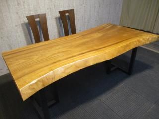 楠(クス) - 無垢一枚板専門店 イサン工芸 楠(クス) - 無垢一枚板専門店 イサン工芸