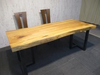 楠(クス) - 無垢一枚板専門店 イサン工芸 楠(クス) - 無垢一枚板専門店 イサン工芸