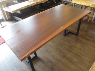 は*4様 高級木製座卓　無垢　一枚物　艶　75kg 天板 木で選ぶ - 無垢一枚板専門店 イサン工芸