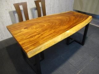 モンキーポッド - 無垢一枚板専門店 イサン工芸