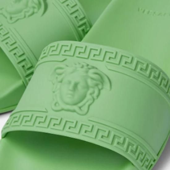 VERSACE / ヴェルサーチ パラッツォ スライダー サンダル ユニ VERSACE / ヴェルサーチ パラッツォ スライダー サンダル ユニ