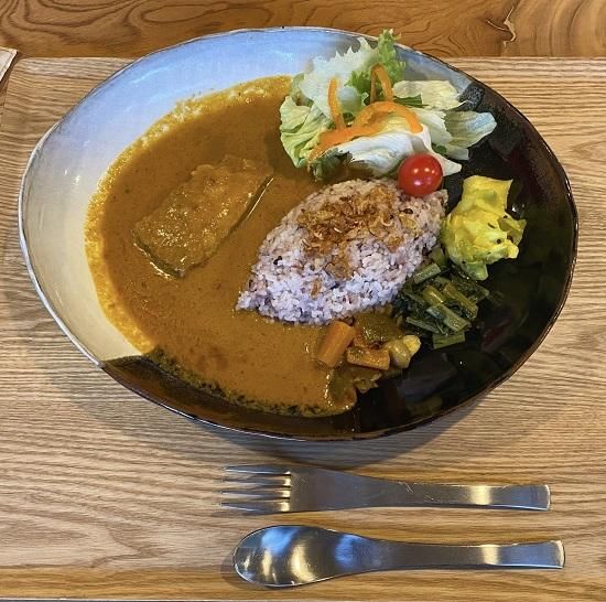 NEW OPEN】What's Curry? 三本松公園横にカレー屋さんオープン