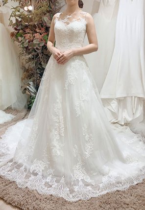 Pronovias kadi（プロノビアス カディ）