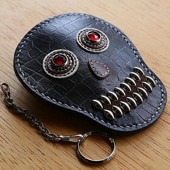 skull leather key & card caseblack emboss leathercrocodile X