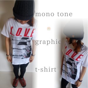 Monotone GraphicT-shirt -LOVE-"M."L