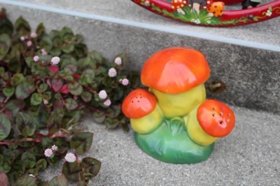 アンティーク  TARA社  スパイス 入れ アンティークのおしゃれな調味料入れセット、シルバー×プレス