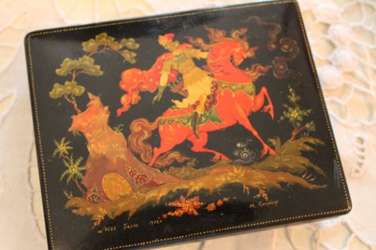 USSR 細密画漆器 小箱(馬と騎士）