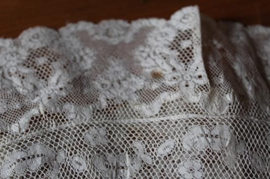 アンティークノルマンディーレースドイリー ベドフォドシャー アランソン アンティークノルマンディーレースドイリー ベドフォドシャー