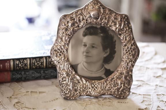 パリ　　アンティーク　記念 ルネサンスリバイバル ラージサイズキャビネット 64488