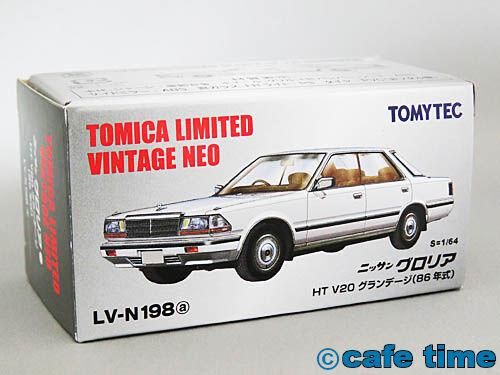 トミカリミテッドヴィンテージNEO LV-N198a 日産グロリアHT V20