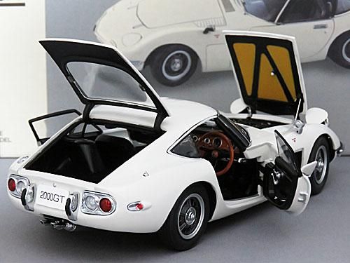 エブロ 1/24 トヨタ2000GT(ホワイト)24003 通販 買取 ミニカーショップ