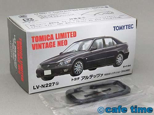 トミカリミテッドヴィンテージNEO LV-N227b トヨタ アルテッツァ