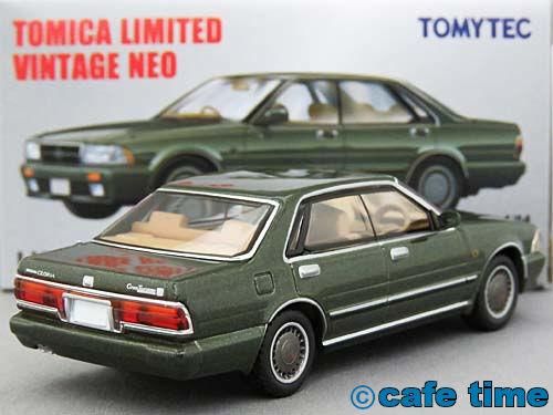 LV-NEO「あぶない刑事」08 日産グロリア 4ドアHT V20ツインカム