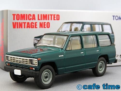 トミカリミテッドヴィンテージ NEO 1/64 日産 サファリ