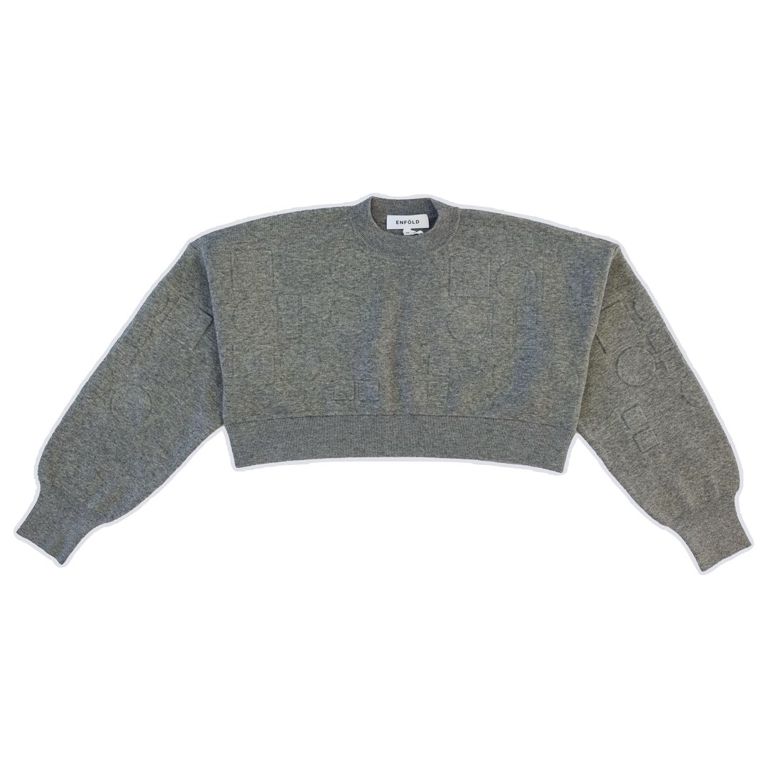 O Emboss Cropped Pullover