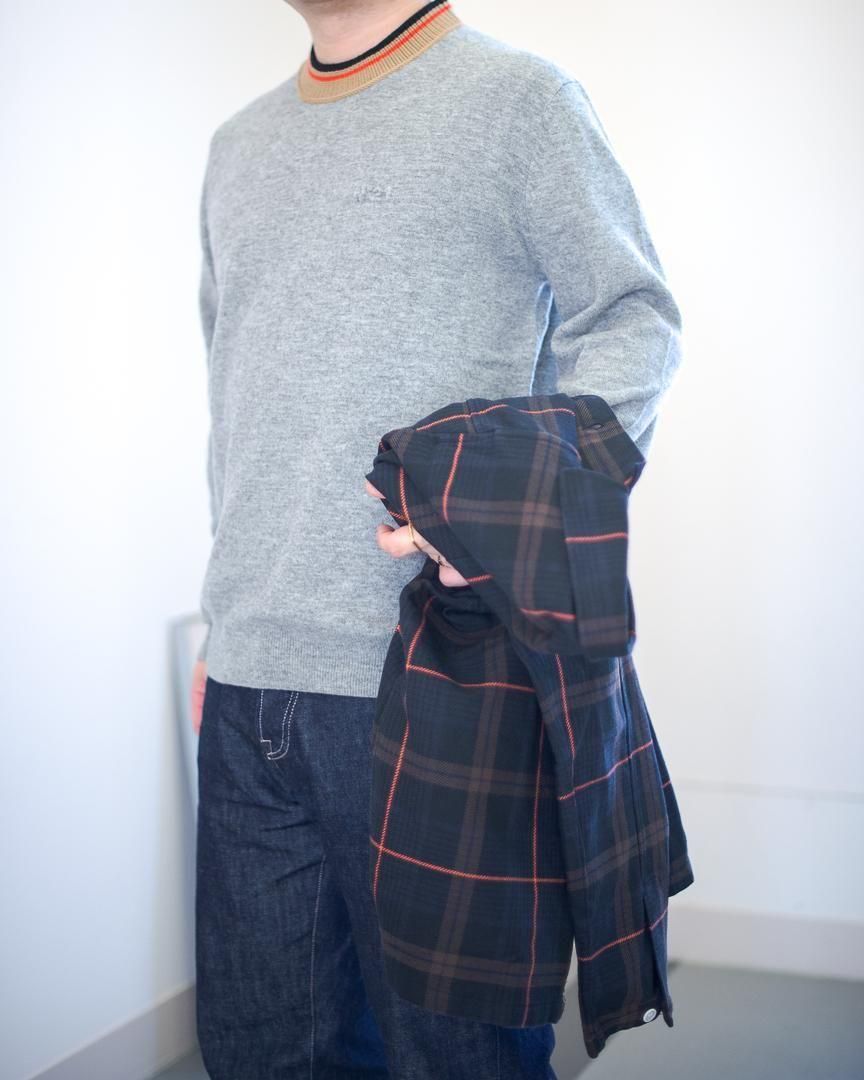 Round Neck Sweater - N21