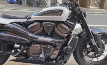 スポーツスターS ドライカーボン フロントフェンダー - モーター スポーツスターS ドライカーボン フロントフェンダー - モーター