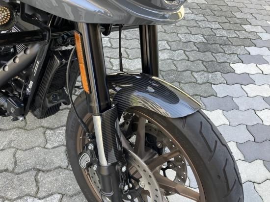 M8 ローライダーS/ST用 ドライカーボン フロントフェンダー M8 ローライダーS/ST用 ドライカーボン フロントフェンダー