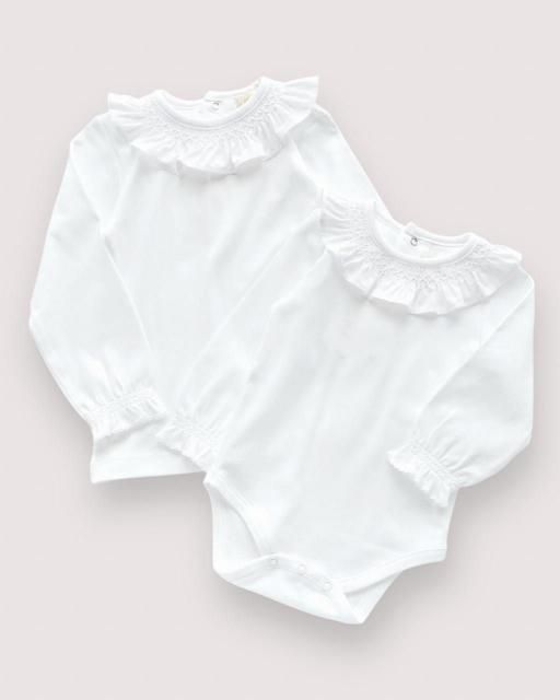 <img class='new_mark_img1' src='https://img.shop-pro.jp/img/new/icons1.gif' style='border:none;display:inline;margin:0px;padding:0px;width:auto;' />Smocking  blouse