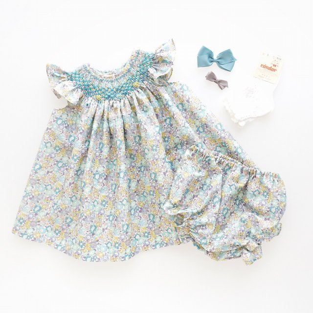 <img class='new_mark_img1' src='https://img.shop-pro.jp/img/new/icons1.gif' style='border:none;display:inline;margin:0px;padding:0px;width:auto;' />Amaia Kids - Angel set (Liberty Michelle)