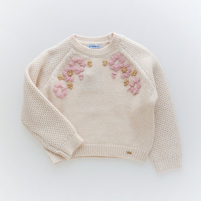 <img class='new_mark_img1' src='https://img.shop-pro.jp/img/new/icons1.gif' style='border:none;display:inline;margin:0px;padding:0px;width:auto;' />Mayoral - Flower embroidery pullover